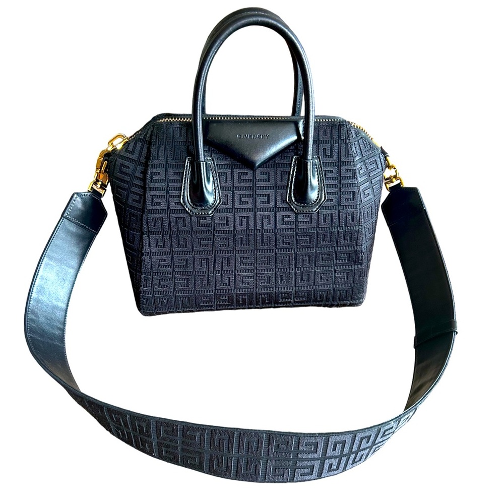 GIVENCHY Medium Antigona Bag GG Canvas
